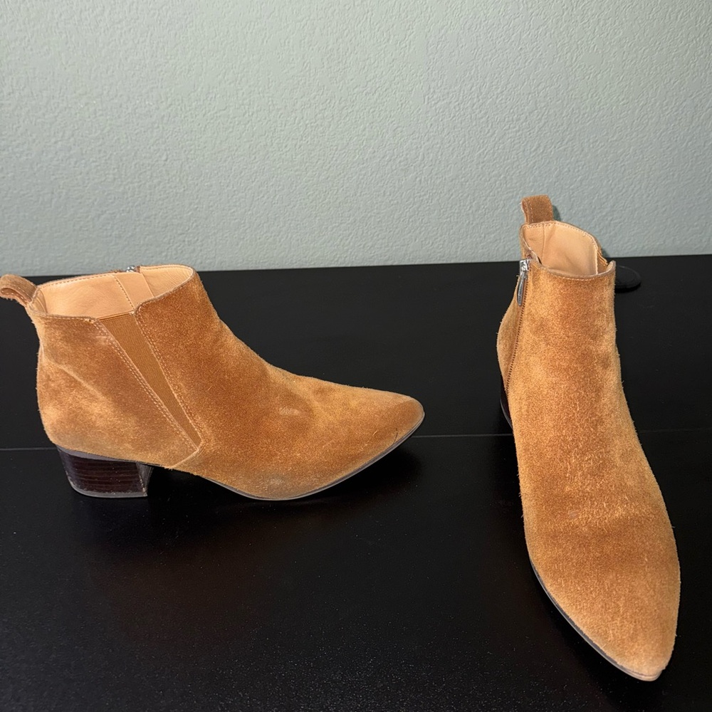 Franco Sarto Women’s Brown Suede Heeled Booties 9
